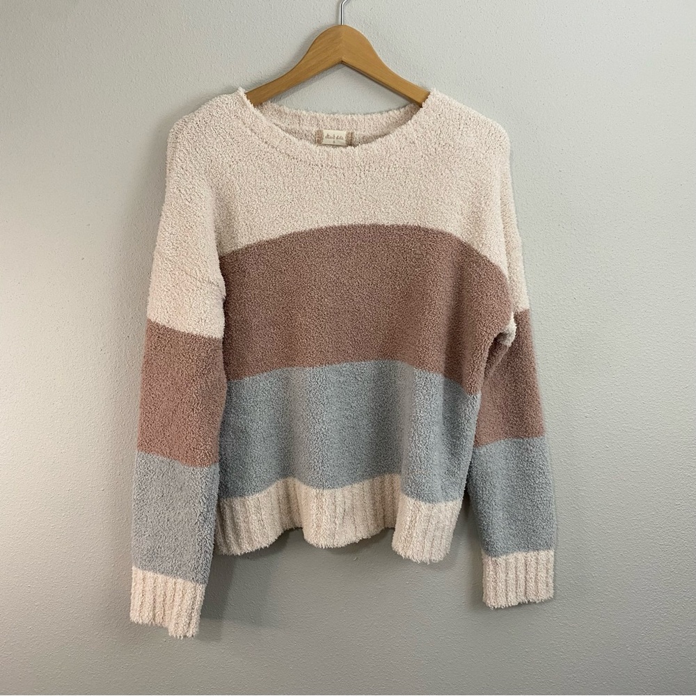 Altar’d State Pink Fuzzy Striped Crewneck Sweater Women’s‎ Small
